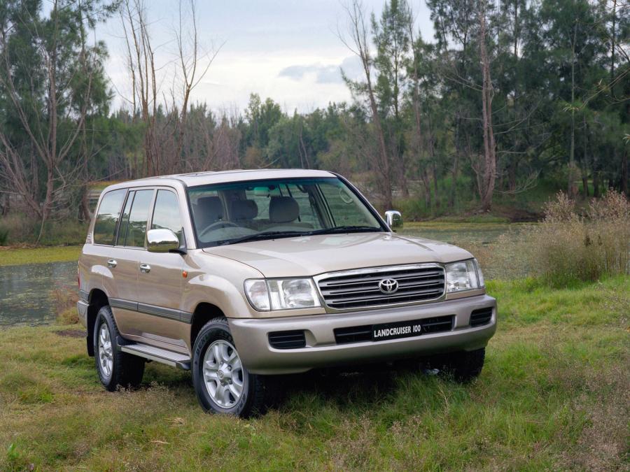 Toyota Land Cruiser 100 Kakadu 2002 года  (фото 2 из 2)